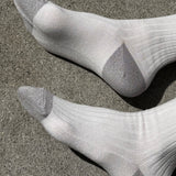 Her Glow Socks (White/Silver)