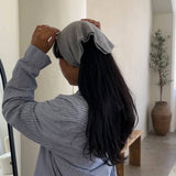 Cashmere Bandana (Heather Grey)
